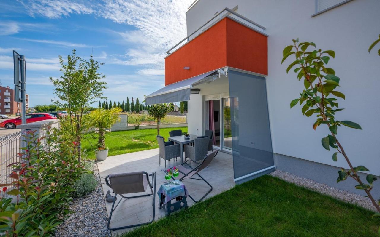 Sofia House With Apartment Umag Exteriör bild